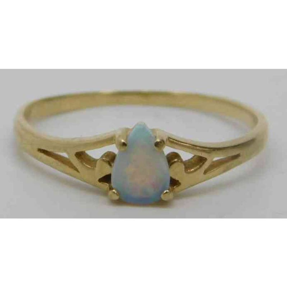 10K Gold Blue Opal Teardrop Cut Ring 1.8g

OPAL 10K GOLD RING SIZE6,7,8,9,10